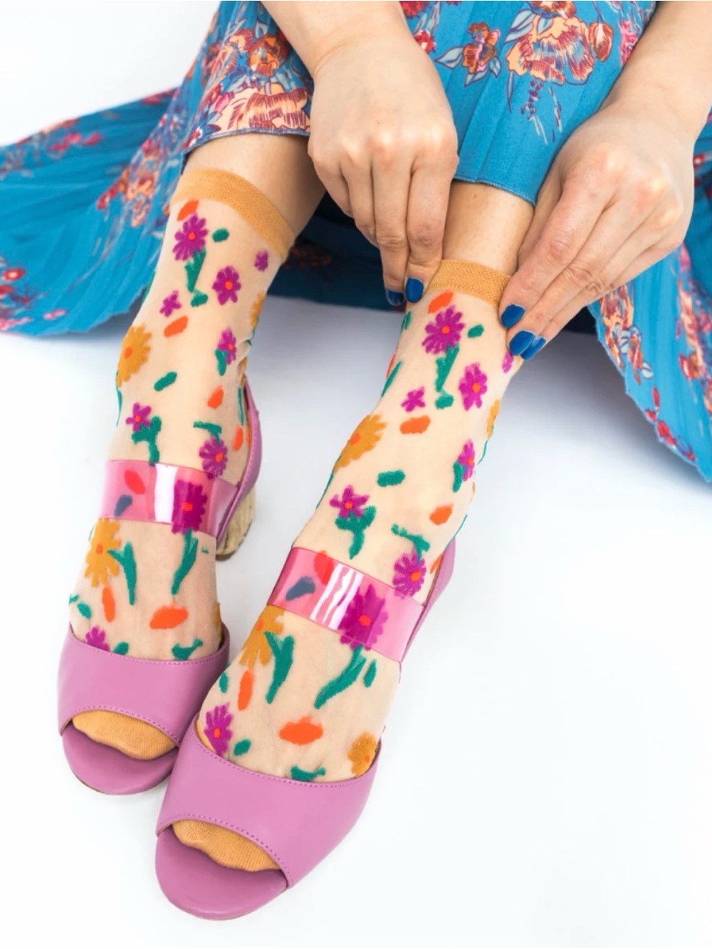 Ditsy Floral Sheer Crew Socks in Beige with Pink & Orange Accents